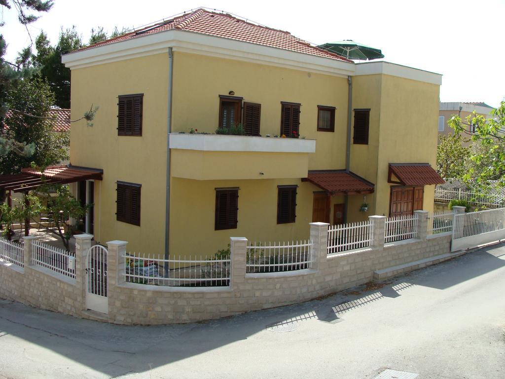 Apartment Calypso สปลิท ภายนอก รูปภาพ